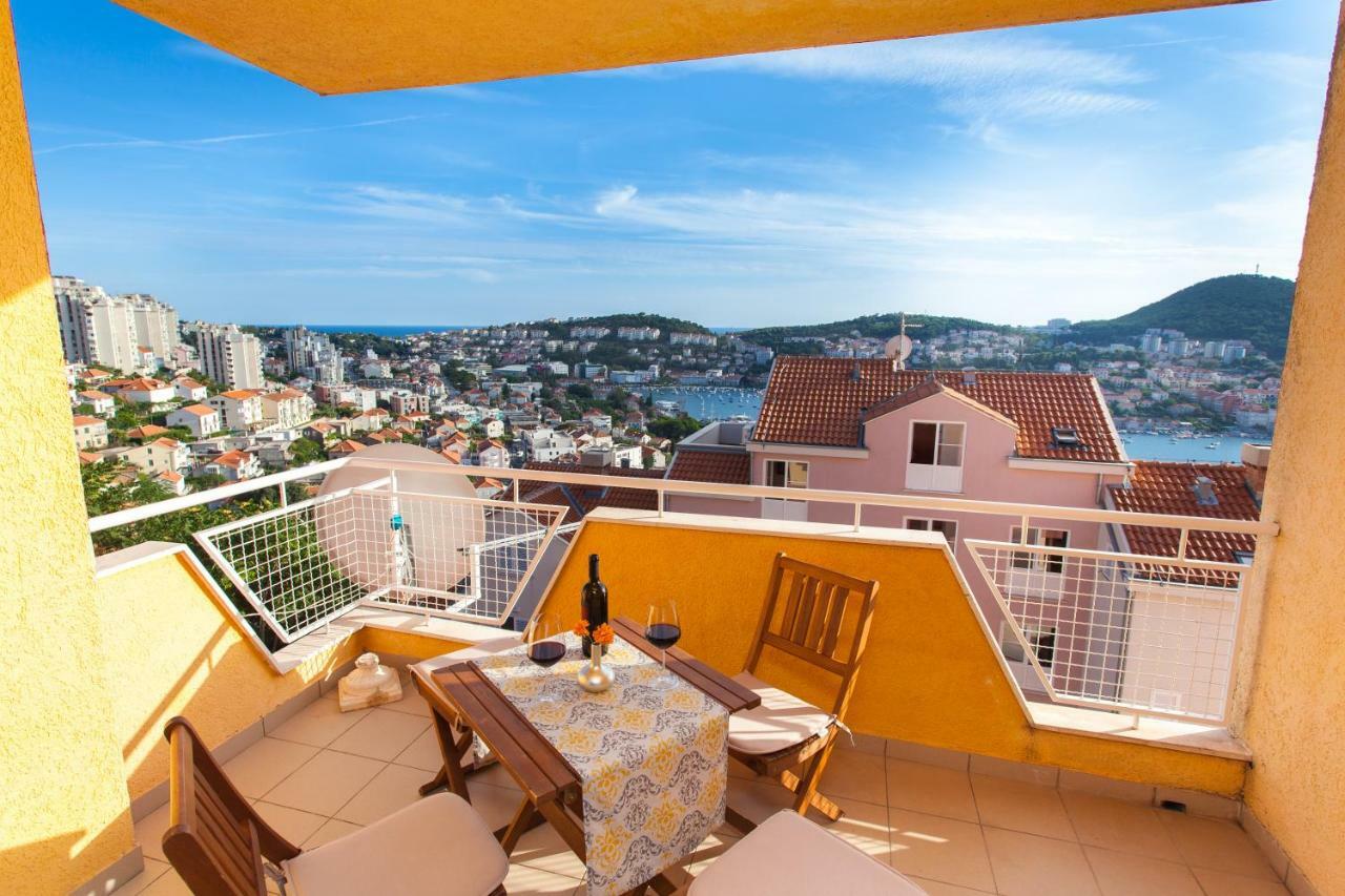Two Bedroom Apartment With A Sea View & A Balcony Dubrovnik Kültér fotó