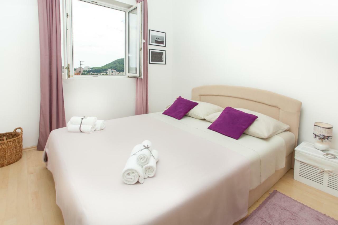 Two Bedroom Apartment With A Sea View & A Balcony Dubrovnik Kültér fotó